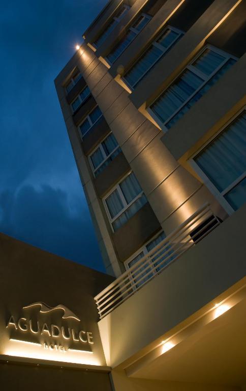 Agua Dulce Hotel タンディル エクステリア 写真